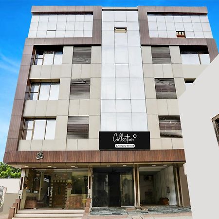 Super Hotel O Palkhi Road Near Sai Baba Temple Formerly Netra Sai Shirdi Esterno foto